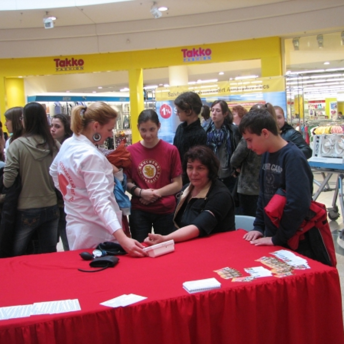 Kampány az Árkádban