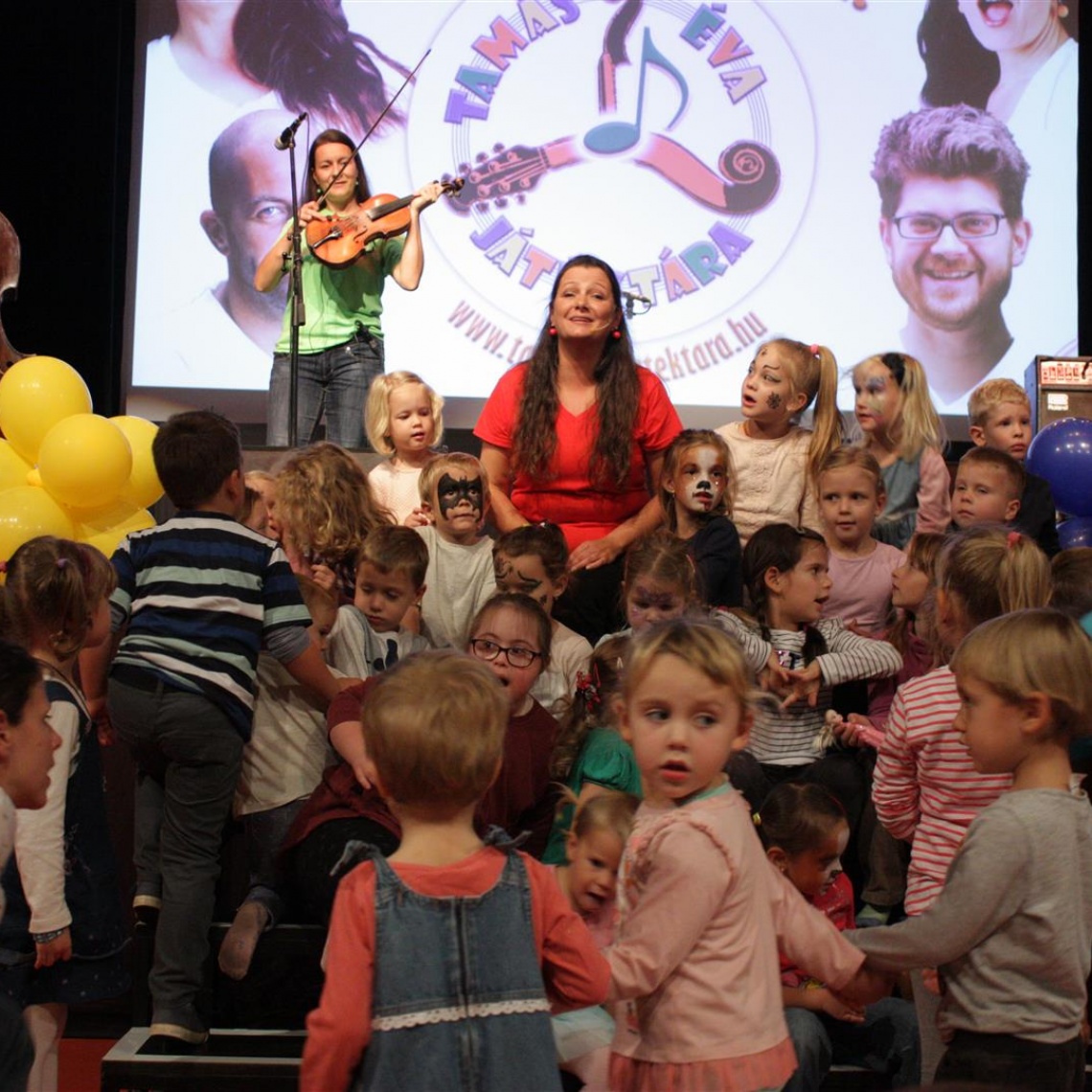 Jubileumi Tamás Éva Játéktára koncert